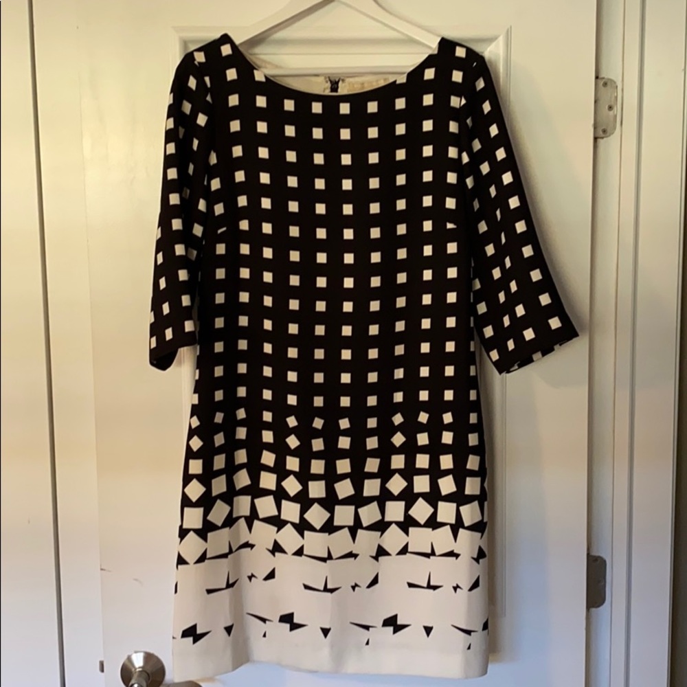 Black and cream shift dress